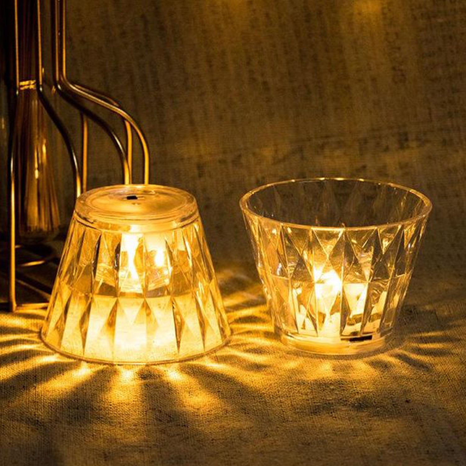 Cup Shape Crystal Table Lamp (1 Pc) Cup Shape Crystal Table Lamp (1 Pc)